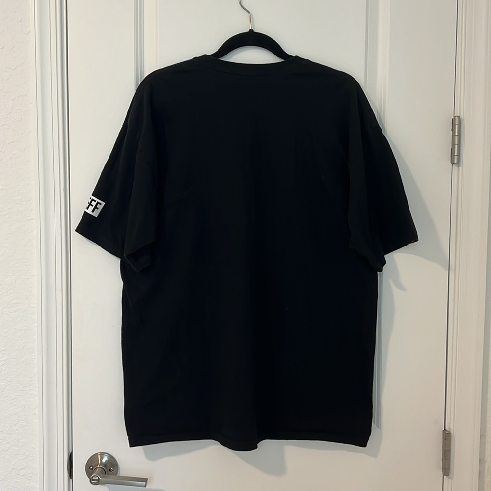 Neff x Mickey Mouse Peek Pocket Disney Collab Black T-Shirt Size XL - Picture 3 of 8